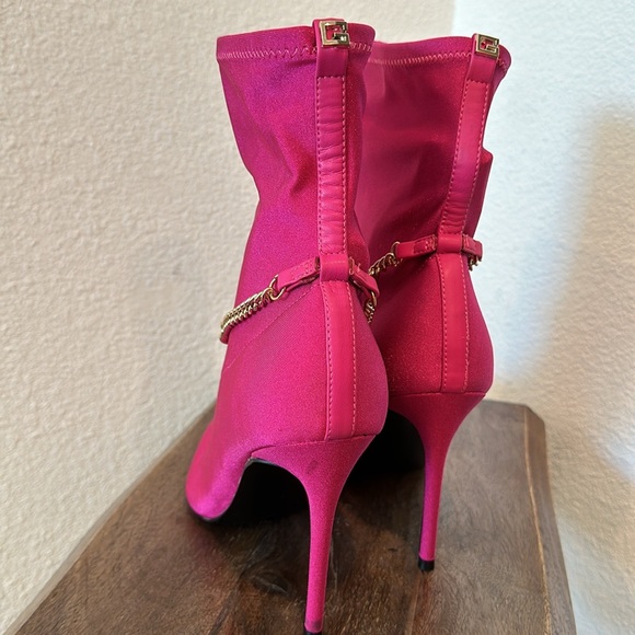 GUESS Forsta Woman's Pink Fucsia Boots Size 81/2 - Picture 6 of 12